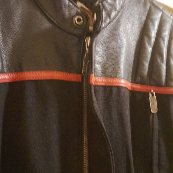 Very nice Harley Davidson riding jacket. - Picture 5 of 14